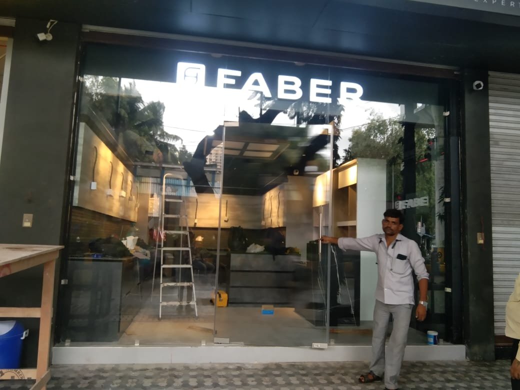 STORE FRONT TRANSPARENT TOUGHENED GLASS DOOR AND FIX PARTITION